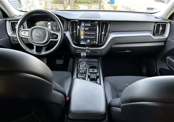 Volvo XC 60 cena 143900 przebieg: 98700, rok produkcji 2019 z Warszawa małe 191